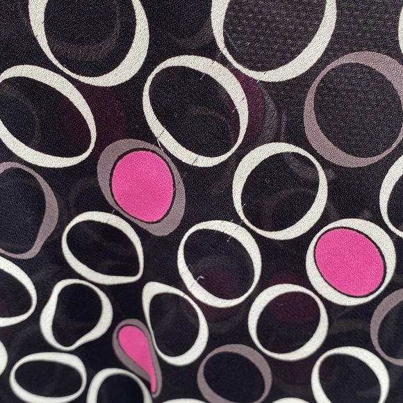 Sheer circle blouse - Picture 4 of 6